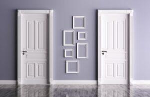 Guida pratica alla scelta del giusto colore delle porte interne a seconda del tipo di casa, stile, arredamento e ampiezza degli spazi